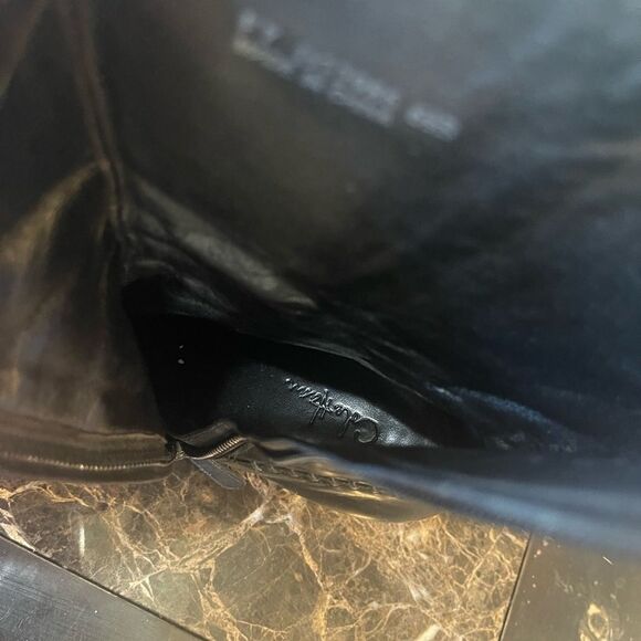 QUALITY Cole Haan Heeled Boot! - Picture 6 of 12